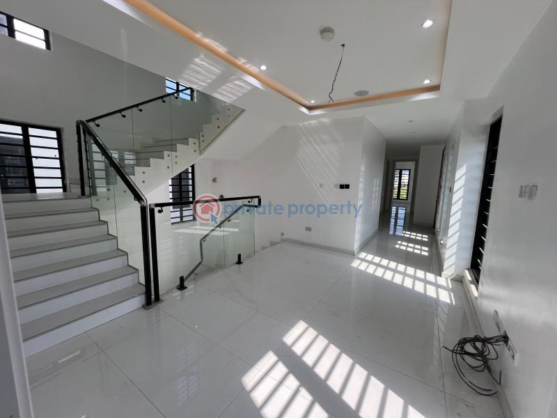 6 bedroom Detached Duplex For Sale Royal Garden Ajah Lagos - 22