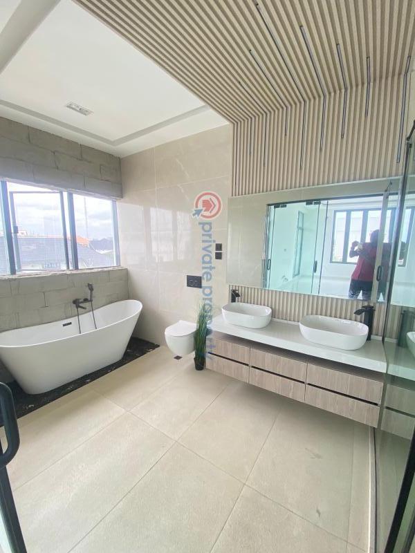 4 bedroom Maisonette For Sale Lekki Phase 1 Lagos - 9