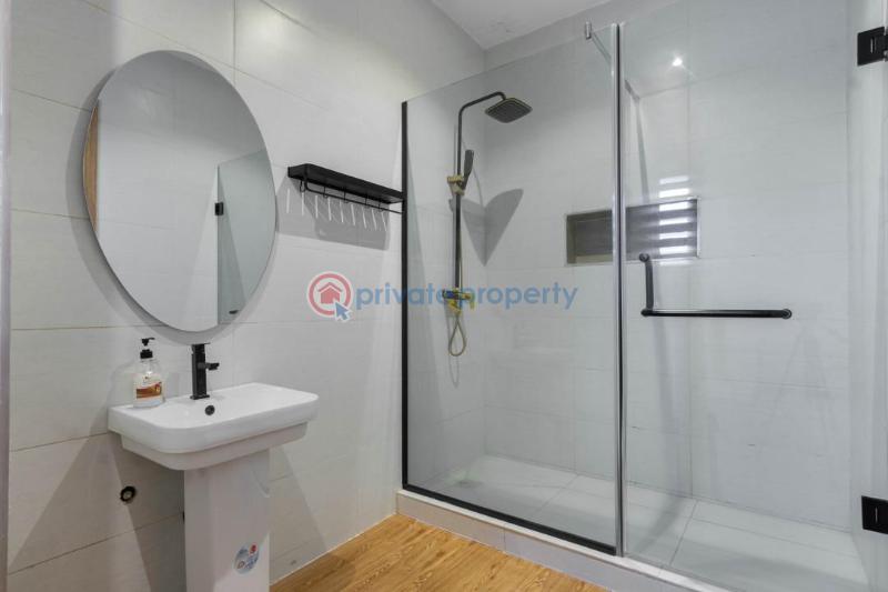 3 bedroom Self Contain Short let Off Admiralty Way Lekki Phase 1 Lagos - 19
