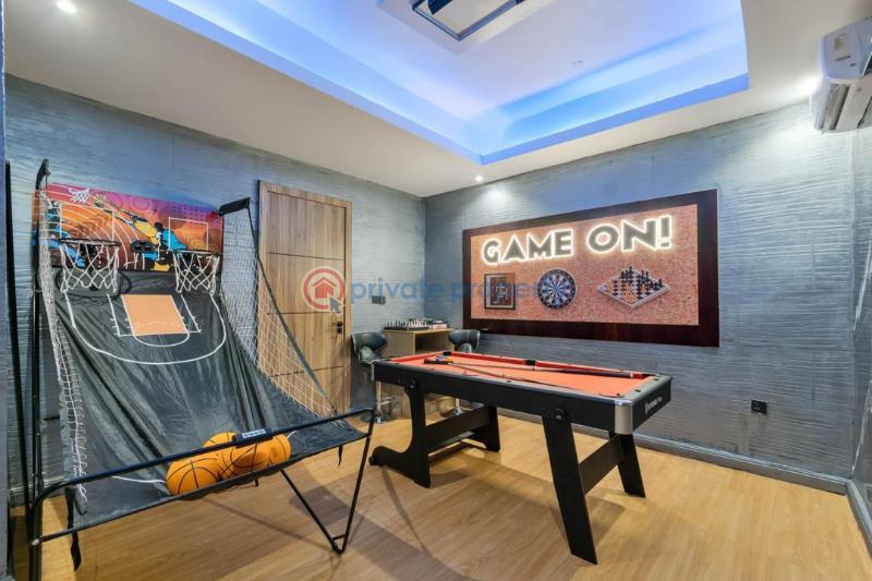 3 bedroom Self Contain Short let Off Admiralty Way Lekki Phase 1 Lagos - 4