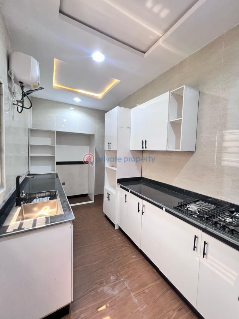 Ocean front 4 bedroom semi detached duplex - 7 4 bedroom Semi detached Duplex For Sale Atican Beach View Estate Okun Ajah Lagos - 7