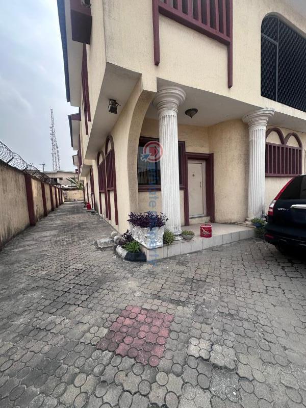 Flat & Apartment For Rent Igboefon Lekki Lagos - 4