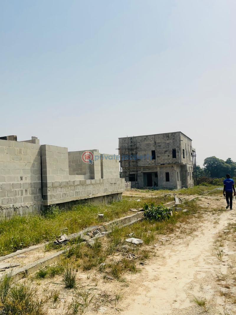 3 bedroom Penthouse For Sale By Osubi Airport, Bryan’s Court Warri Delta - 7