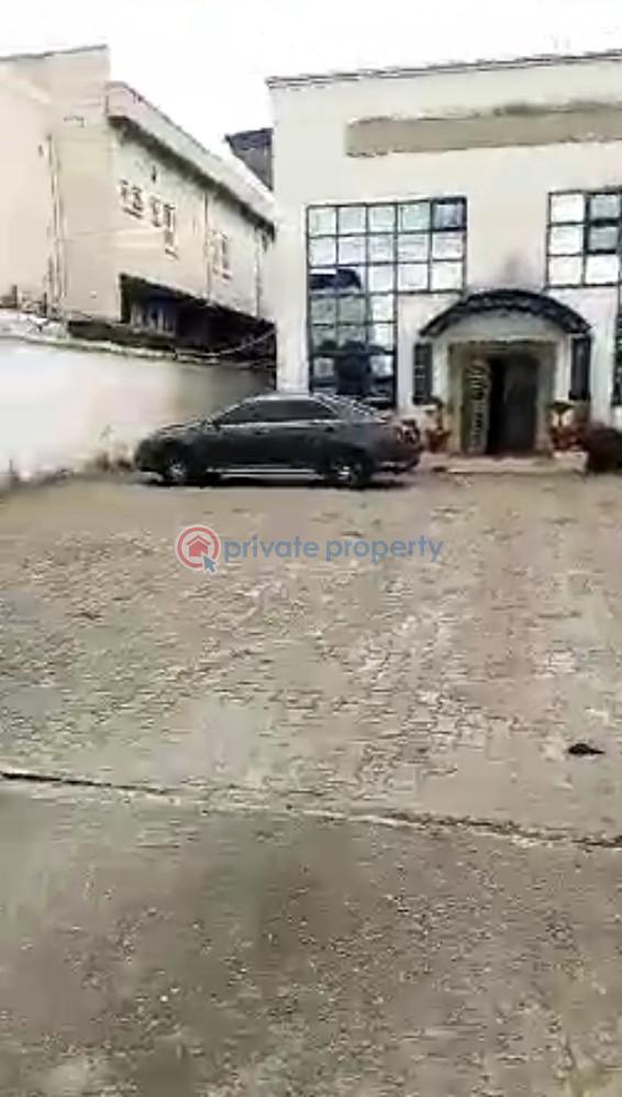 Office For Sale Close To Ajose Adeogun Victoria Island Lagos - 9