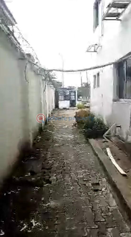 Office For Sale Close To Ajose Adeogun Victoria Island Lagos - 1