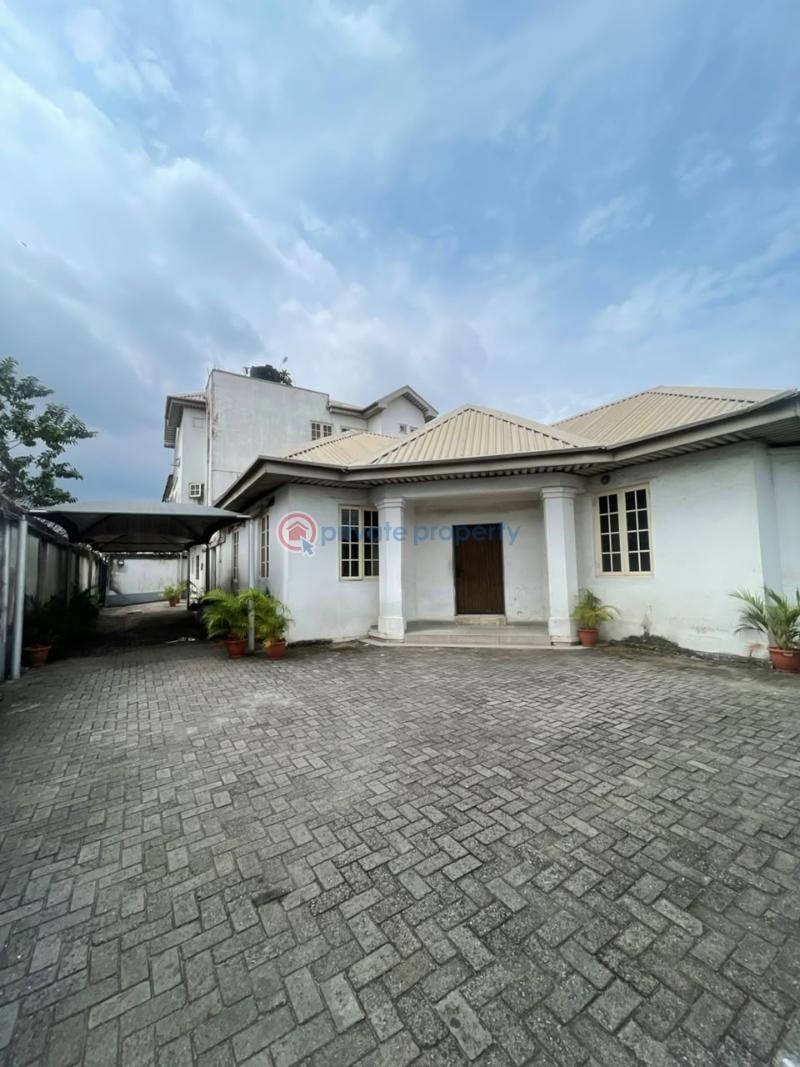 Office For Sale Murtala Muhammad Way Yaba Lagos. Yaba Lagos - 5