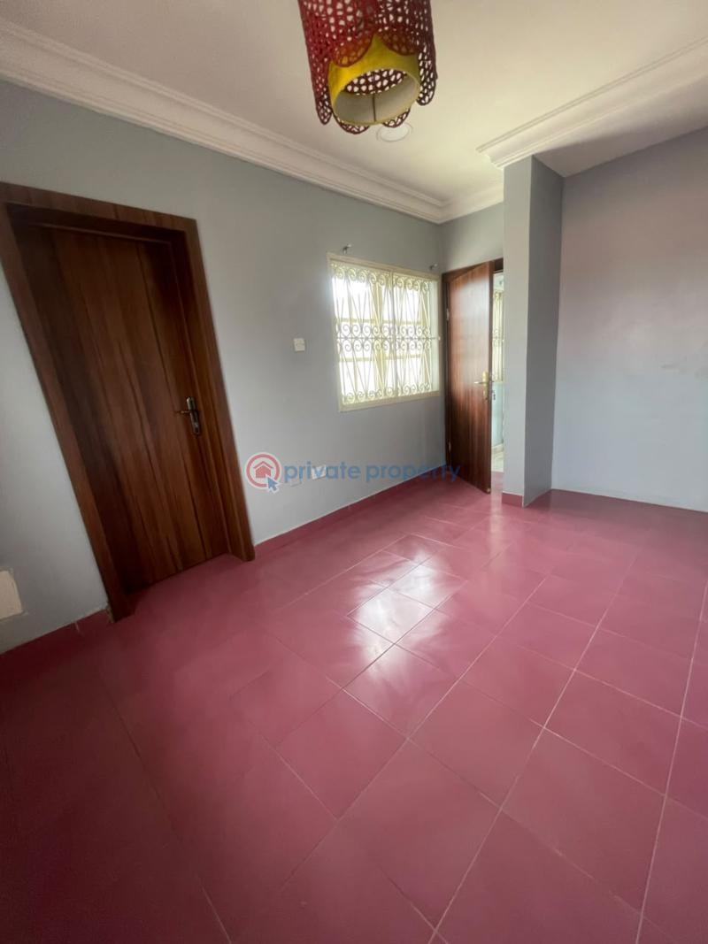 Office For Sale Murtala Muhammad Way Yaba Lagos. Yaba Lagos - 0