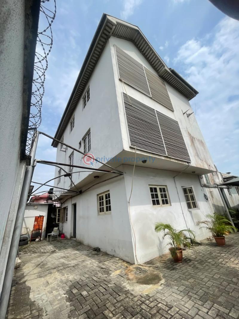 Office For Sale Murtala Muhammad Way Yaba Lagos. Yaba Lagos - 6