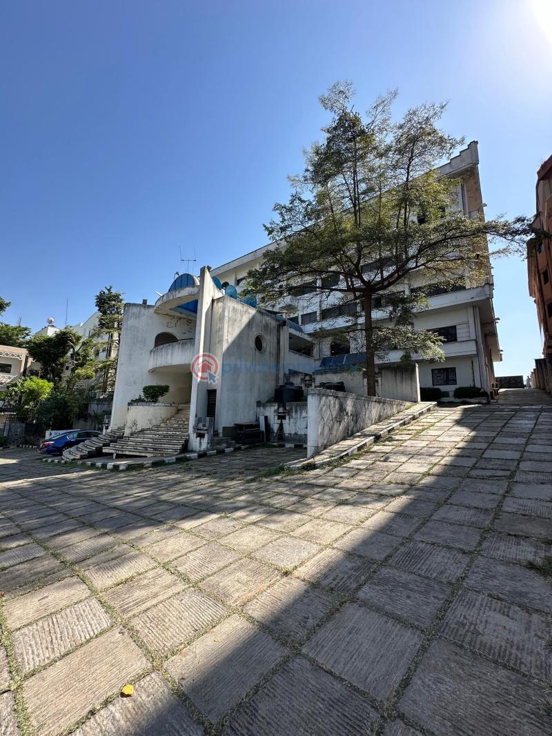 5 bedroom Office For Sale Wuse Zone 4 Wuse II Abuja Phase 1  - 6