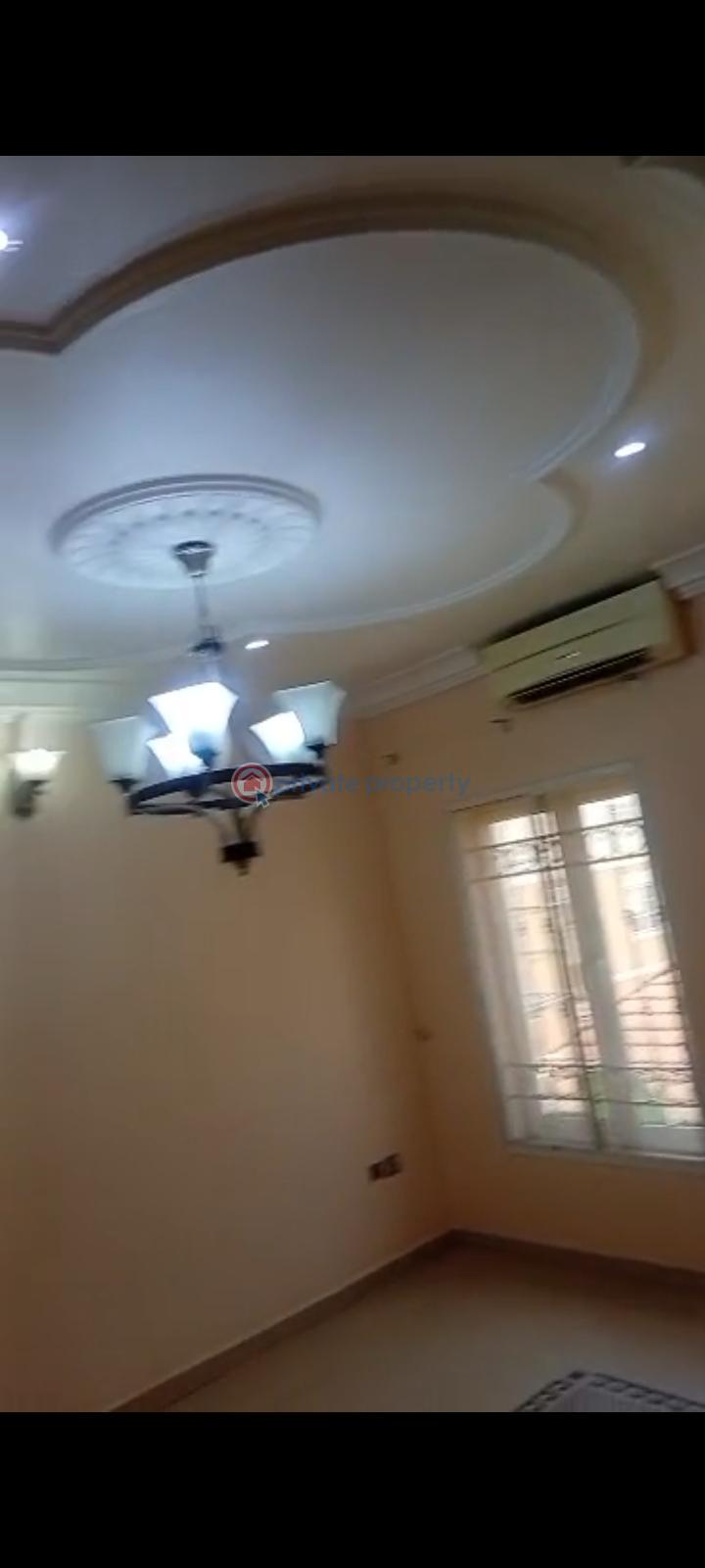 2 bedroom Office For Rent Main. Jabi Abuja Phase 2  - 1