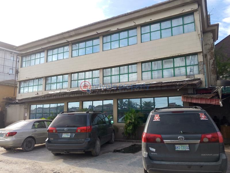 Office space 8 bedroom Office For Rent Lekki Expressway Lekki Lagos