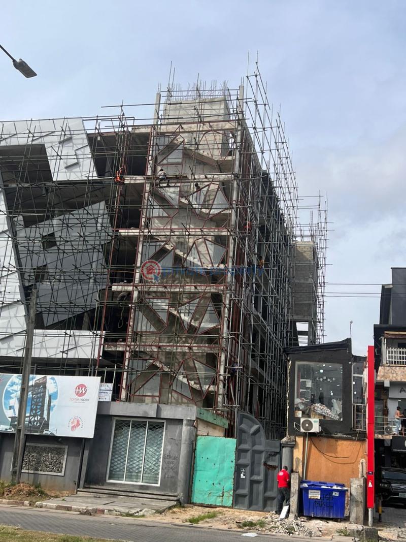 Shop For Sale Lekki Phase 1 Lagos - 8