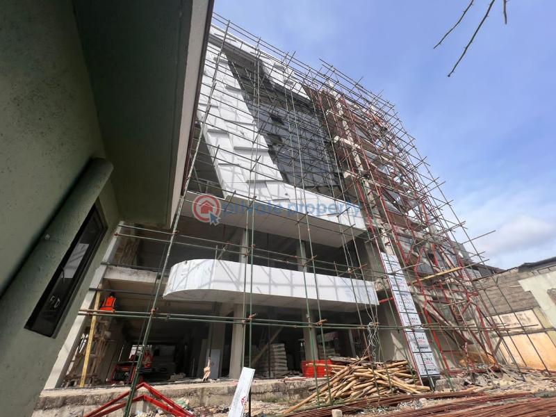 Shop For Sale Lekki Phase 1 Lagos - 9