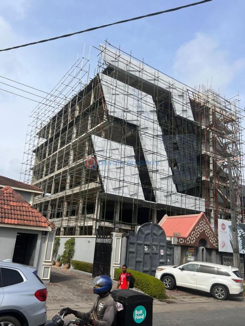 Shop For Sale Lekki Phase 1 Lagos - 4