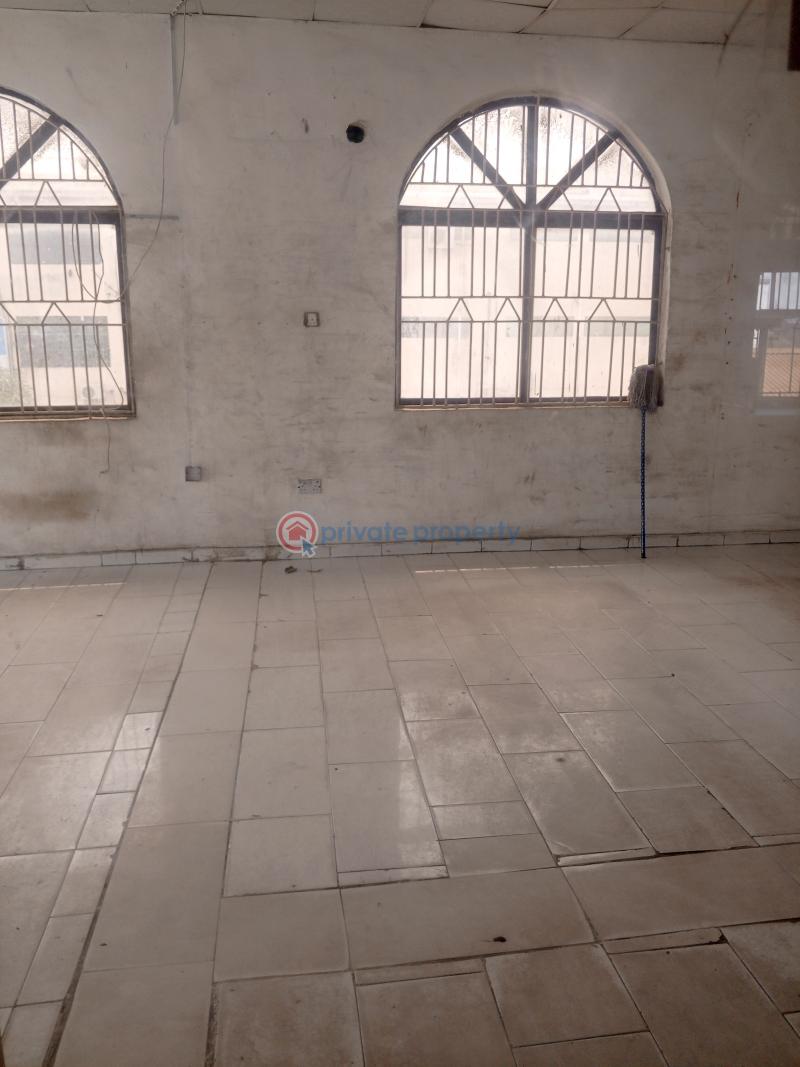 Mall/Complex/Plaza For Rent Agungi Bus Stop Agungi Lekki Lagos - 11