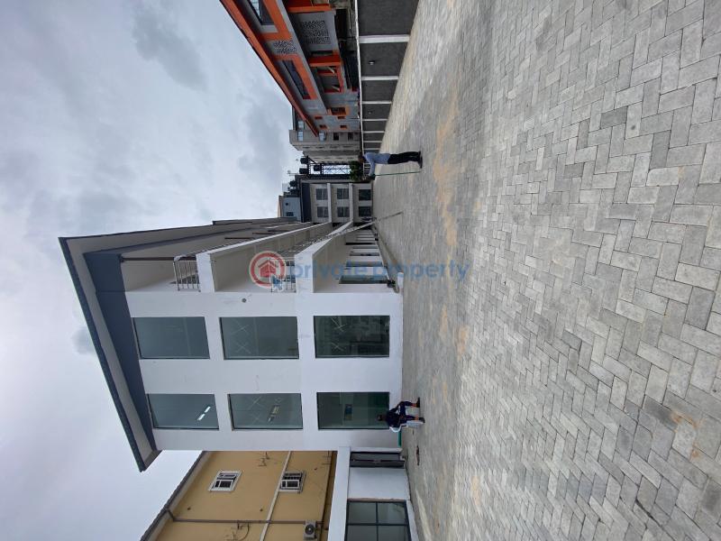 Office space for lease with private toilet - 4 Office For Rent Lekki Phase 1 Lagos - 4