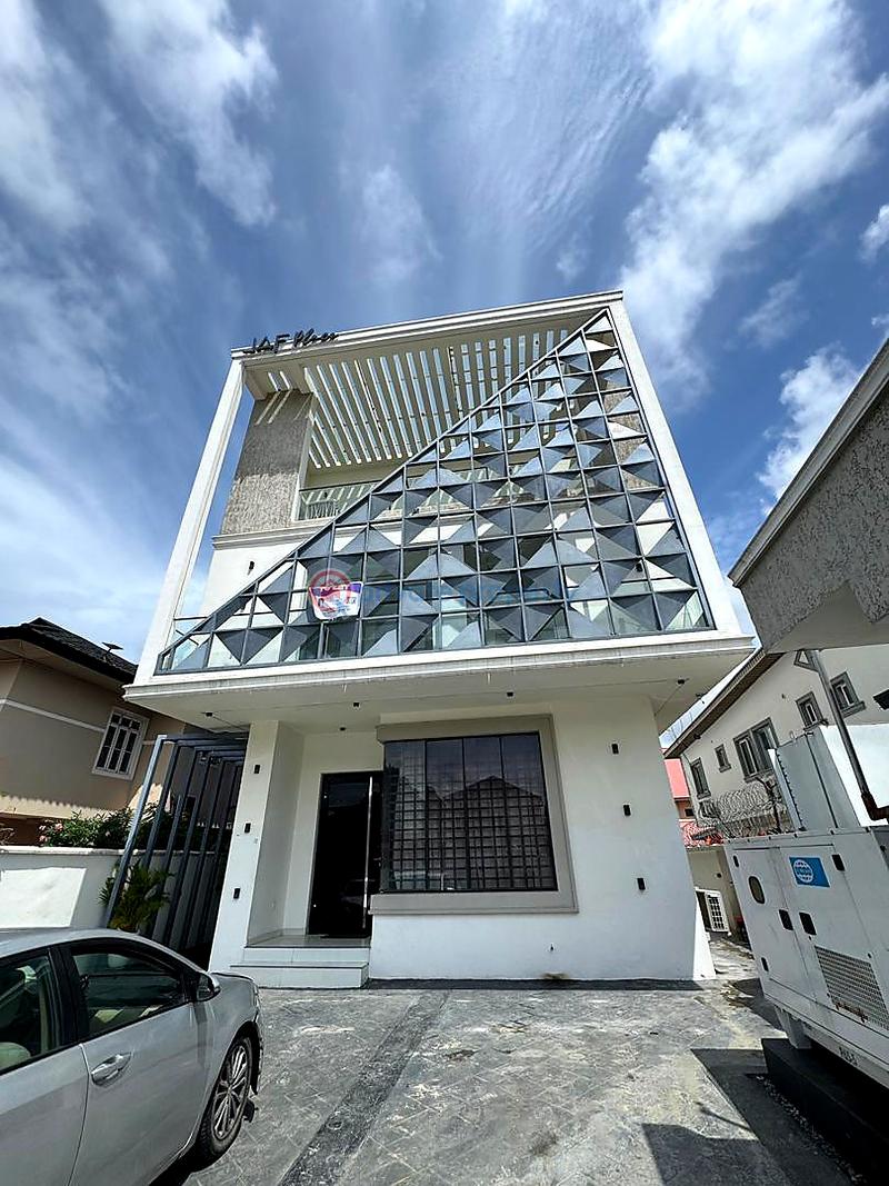 Flat & Apartment For Rent Lekki Phase 1 Lagos - 6