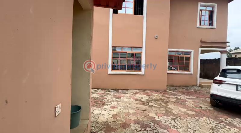 Office For Sale Off Stadium Road Off Ekenwan Road Benin Edo - 3