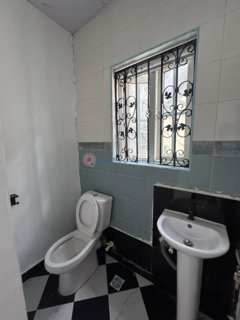 Office For Rent Lekki Phase 1 Lagos - 4