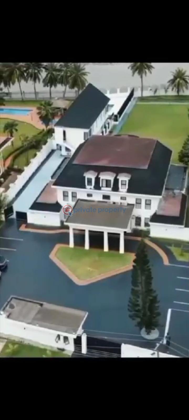 Okoyi waterfront mansion with private jerry - 16 6 bedroom Duplex For Sale Ikoyi Lagos - 16