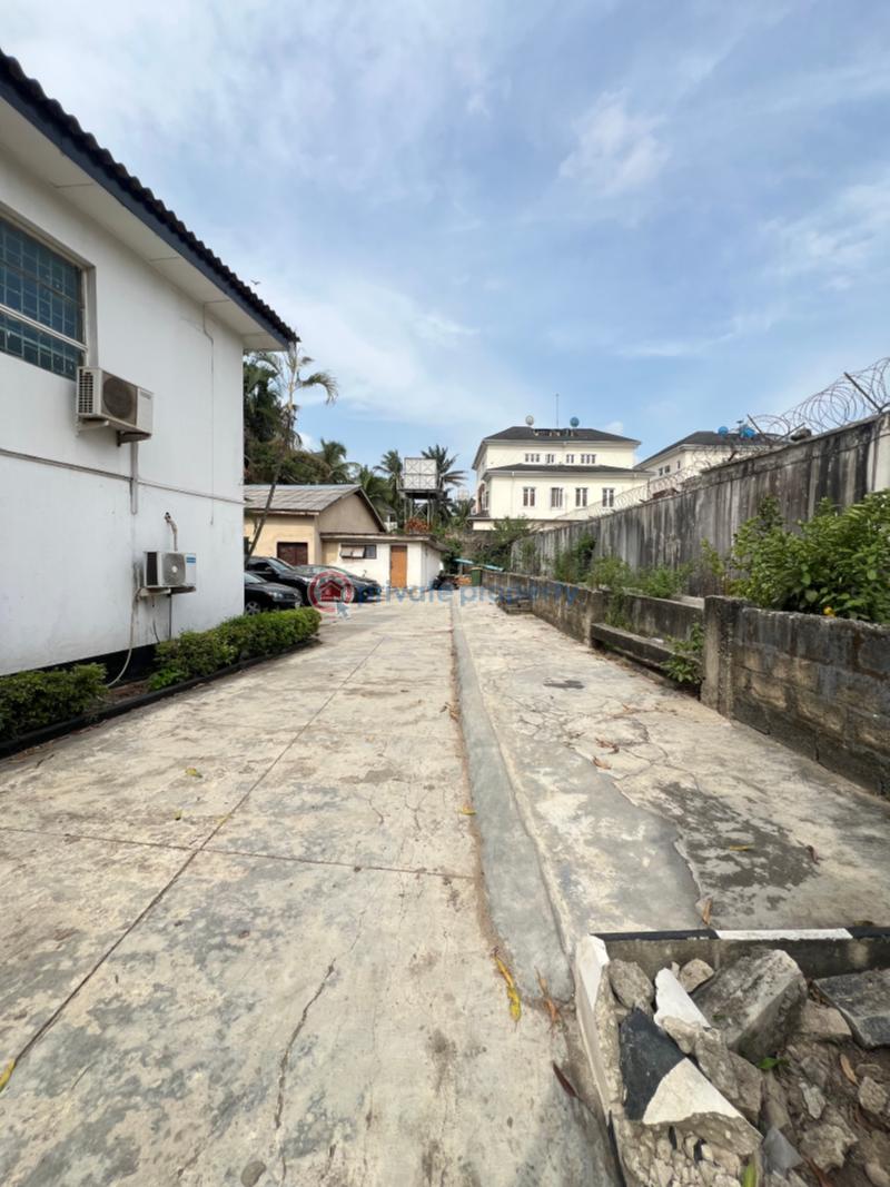 5 bedroom Mixed use Land For Sale Ikeja GRA Lagos - 3