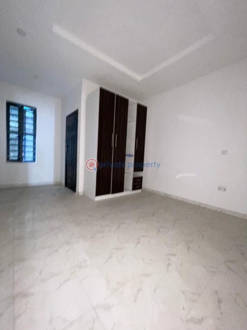 Ologolo lekki luxurious duplex*   4bedrooms terraces for sale!! - 18 4 bedroom Terraced Duplex For Sale Ologolo Lekki Lagos - 18