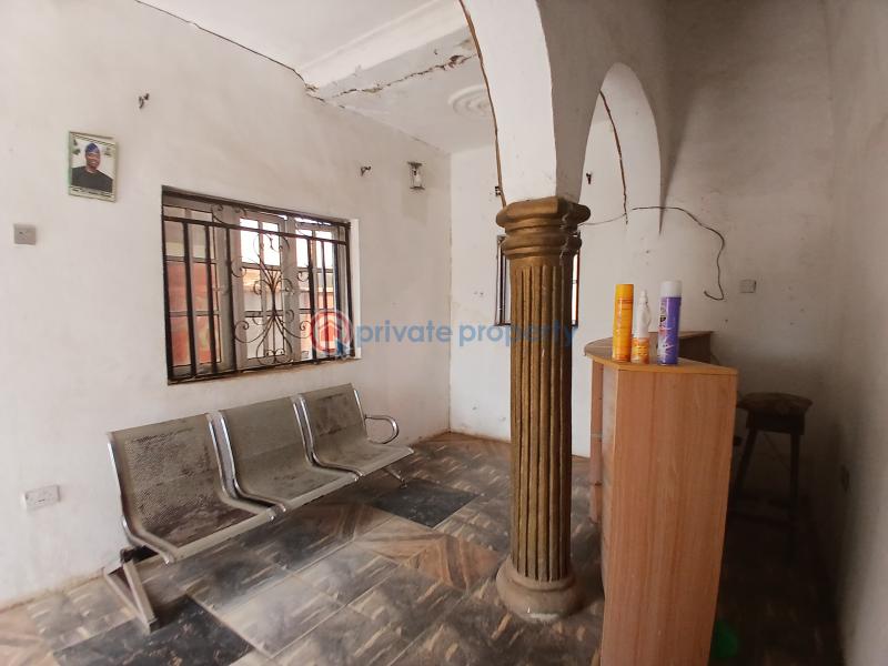 Hotel For Sale Ologuneru, Ibadan. ⭐beneafin Iyanu, Ologuneru, Ibadan. Ibadan Oyo - 1