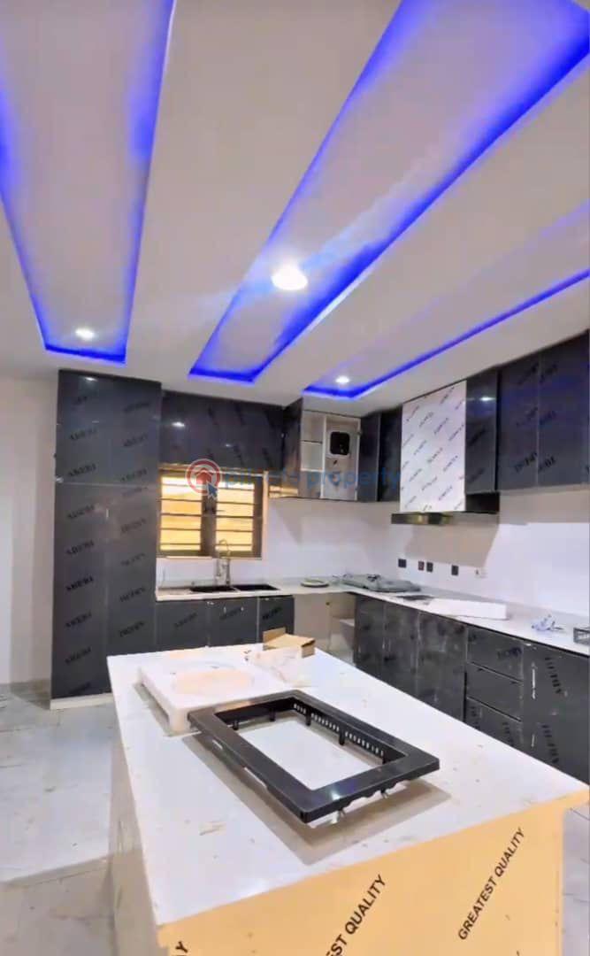 Penthouse For Sale Oluyole Estate Ibadan Oyo