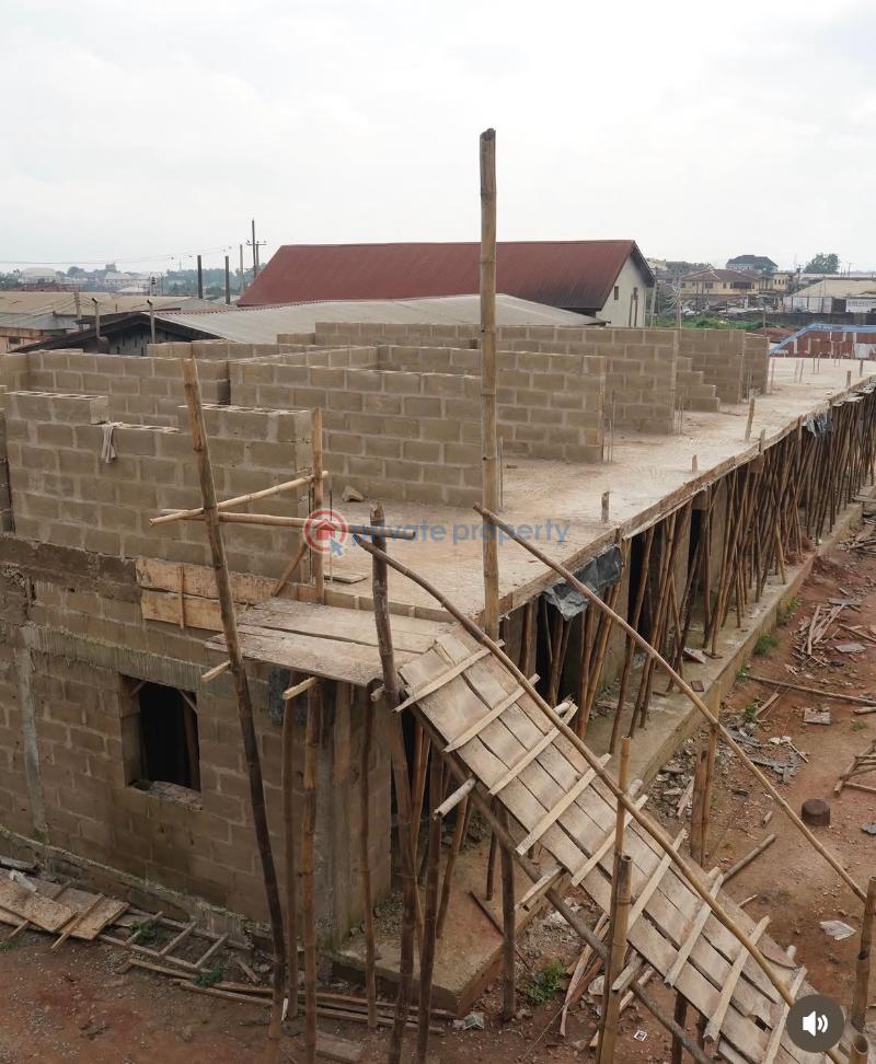 Shop For Sale Oluyole Modern Market By Land Republic, Challenge New Garage, Ibadan Challenge Ibadan Oyo - 3