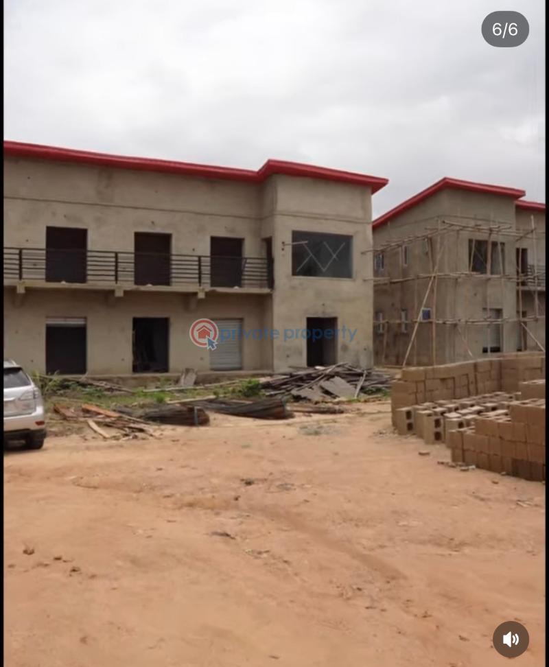 Shop For Sale Oluyole Modern Market By Land Republic, Challenge New Garage, Ibadan Challenge Ibadan Oyo - 1