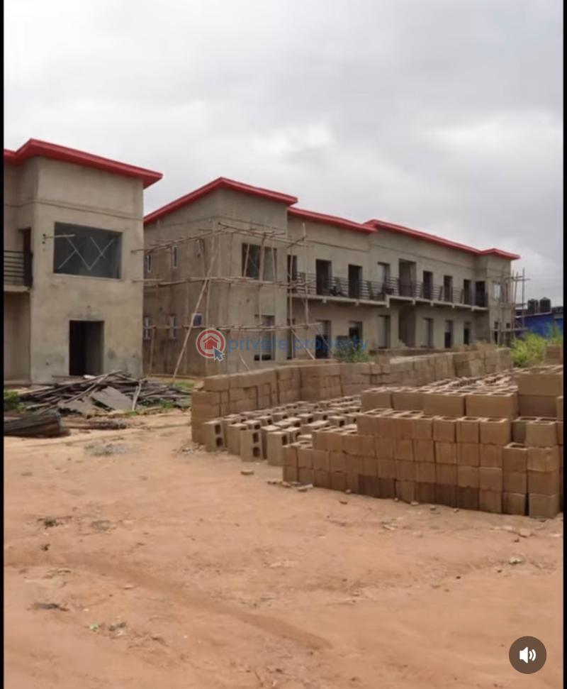 Shop For Sale Oluyole Modern Market By Land Republic, Challenge New Garage, Ibadan Challenge Ibadan Oyo - 0