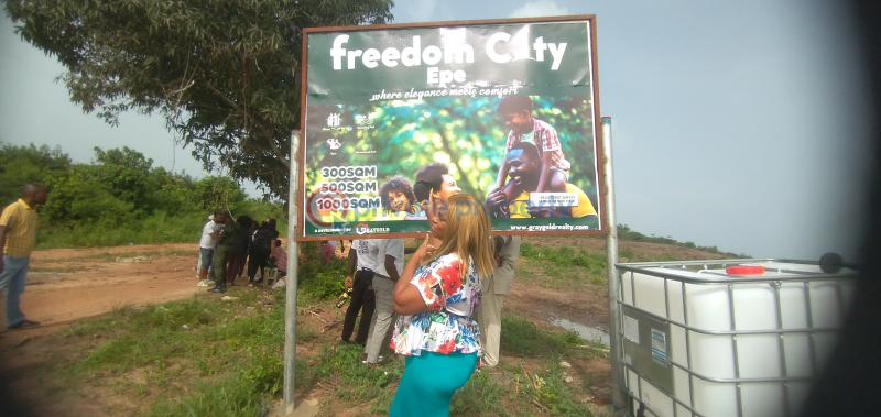 Residential Land For Sale Freedom City Sites And Service Estate, Price Is With Both Land And Ducuments.deposit 500k Then Spread Your Balance Within 6month Interest Free Epe Lagos - 5