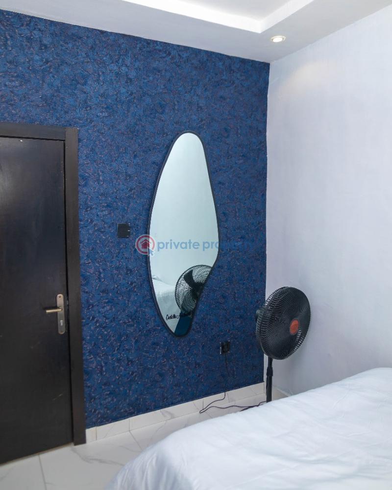 1 bedroom Flat & Apartment Short let Surulere Lagos - 3