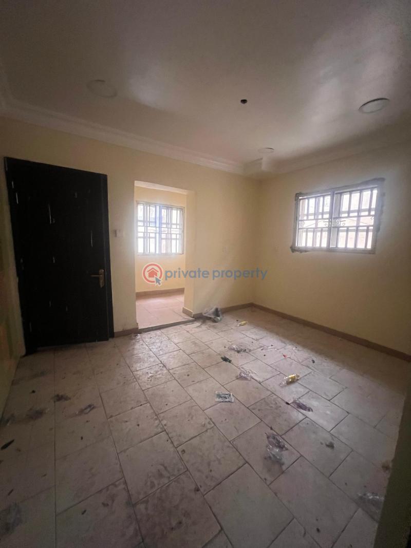 One bedroom apartment (commercial use) - 1 1 bedroom Block Of Flats For Rent Lekki Phase 1 Lagos - 1