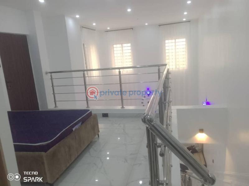 House For Rent Johnson Awe Street, Off Sharp Corner, Oluyole Extension, Ibadan. Ibadan Oyo - 1