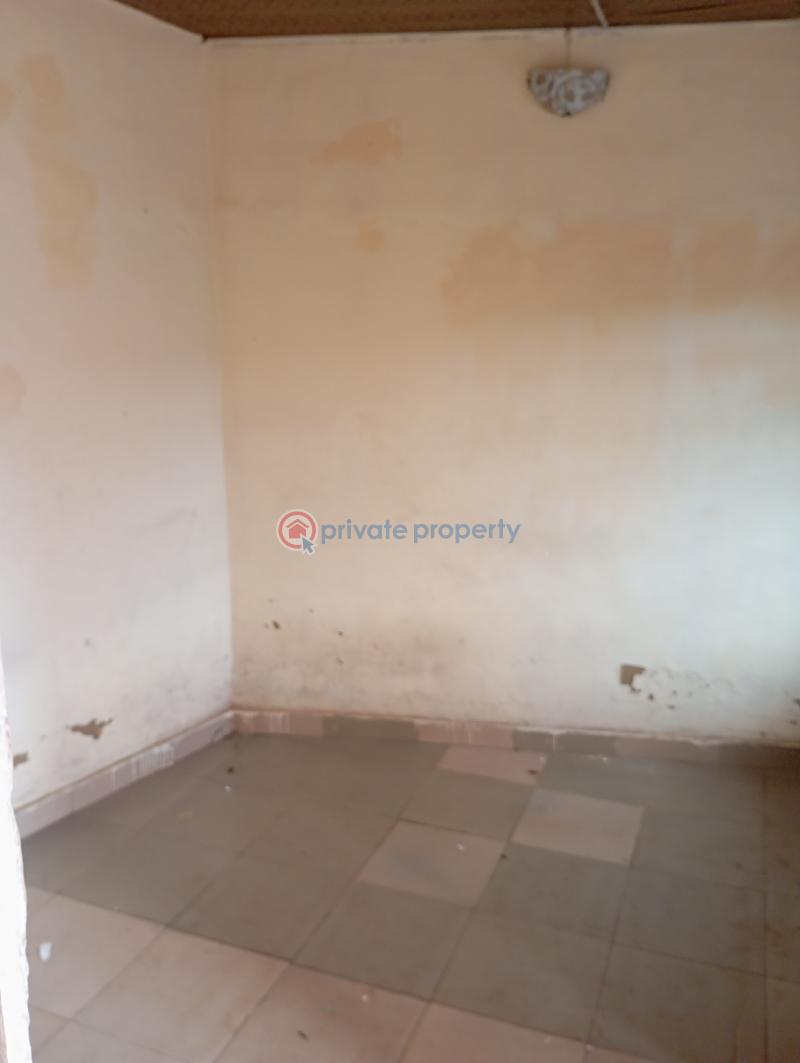 1 bedroom Room or Boys Quarter For Rent Umuike Behind Uba Ziks Avenue Awka Awka South Anambra - 0