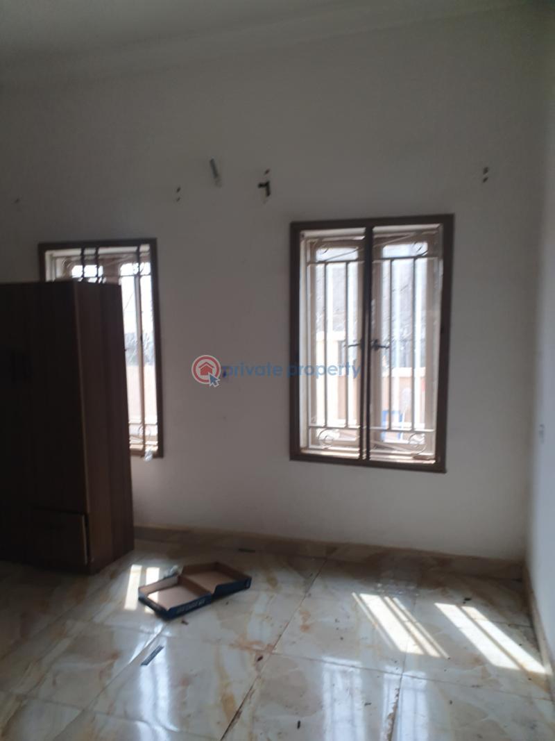 1 bedroom Block Of Flats For Rent City College By Yamson Plaza Karu Abuja Phase 4  - 4