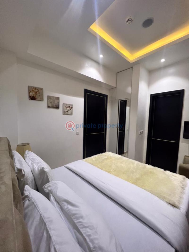 1 bedroom Block Of Flats For Rent Bourdillon Ikoyi Lagos - 3