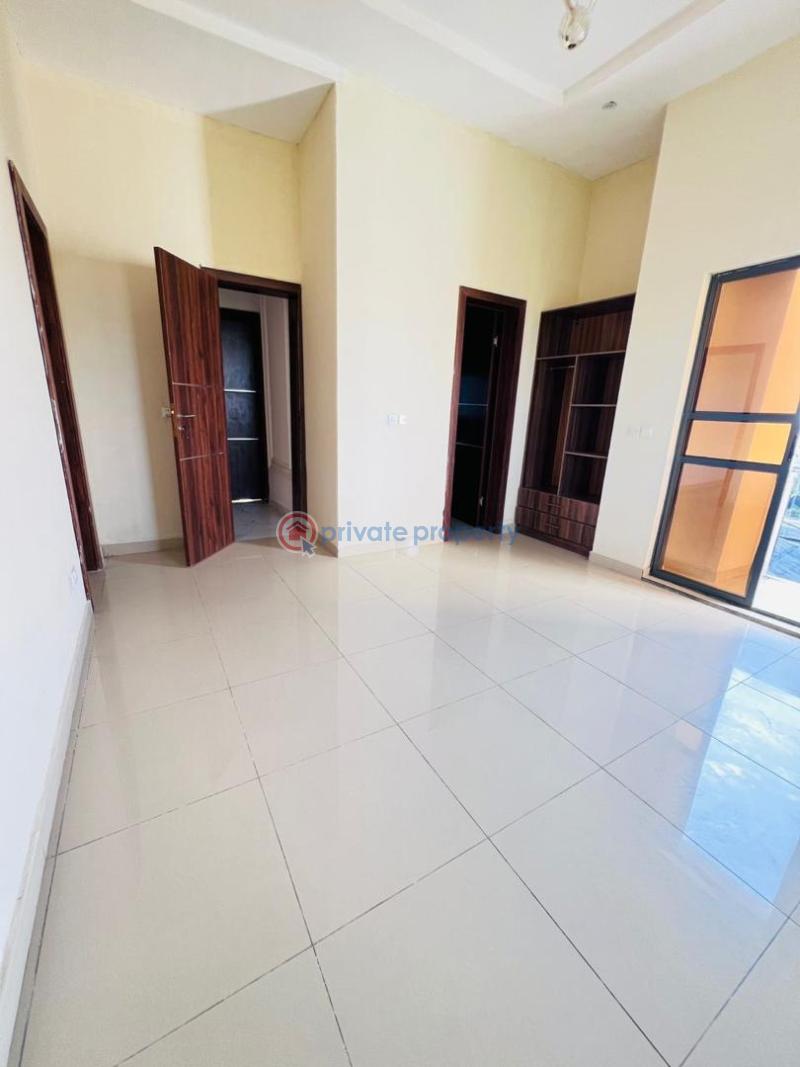 1 bedroom Mini Flat For Rent Okun Ajah Lagos - 5