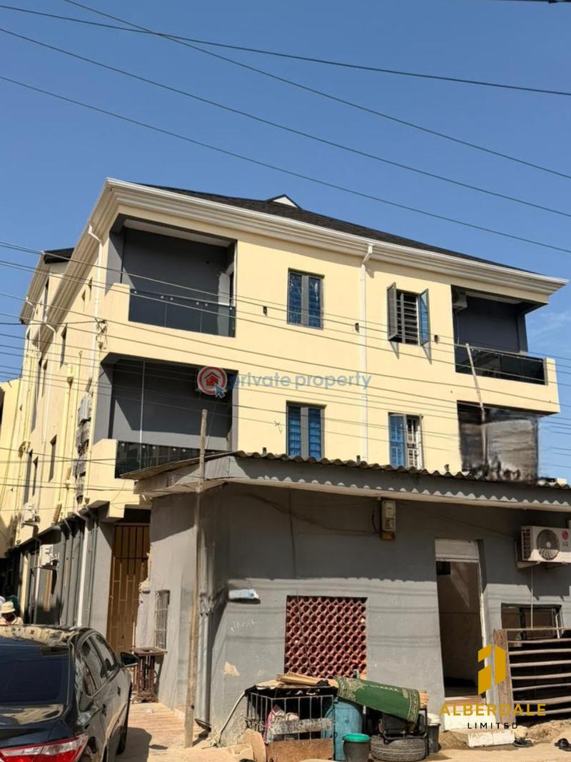 1 bedroom Flat & Apartment For Sale Yaba Lagos - 1