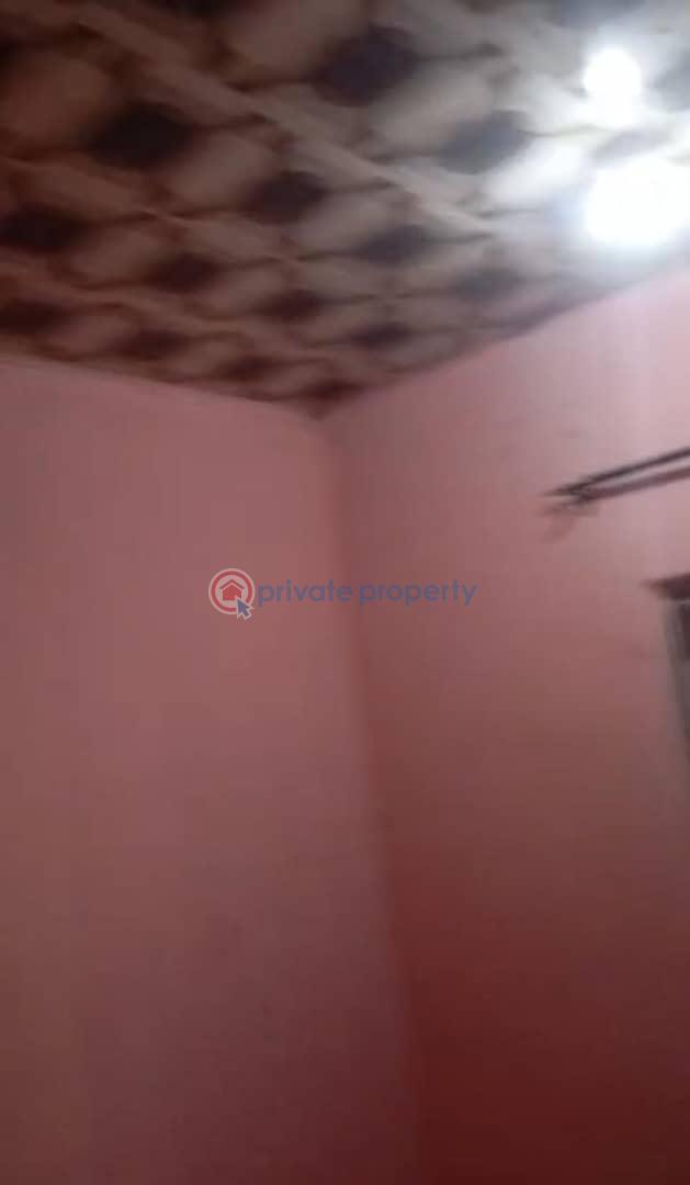 1 bedroom Self Contain For Rent Presidential Road Enugu Area  - 1