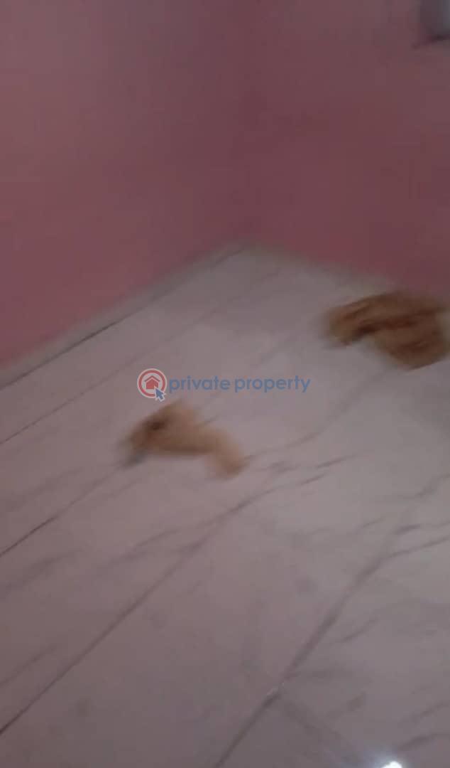 1 bedroom Self Contain For Rent Presidential Road Enugu Area  - 7