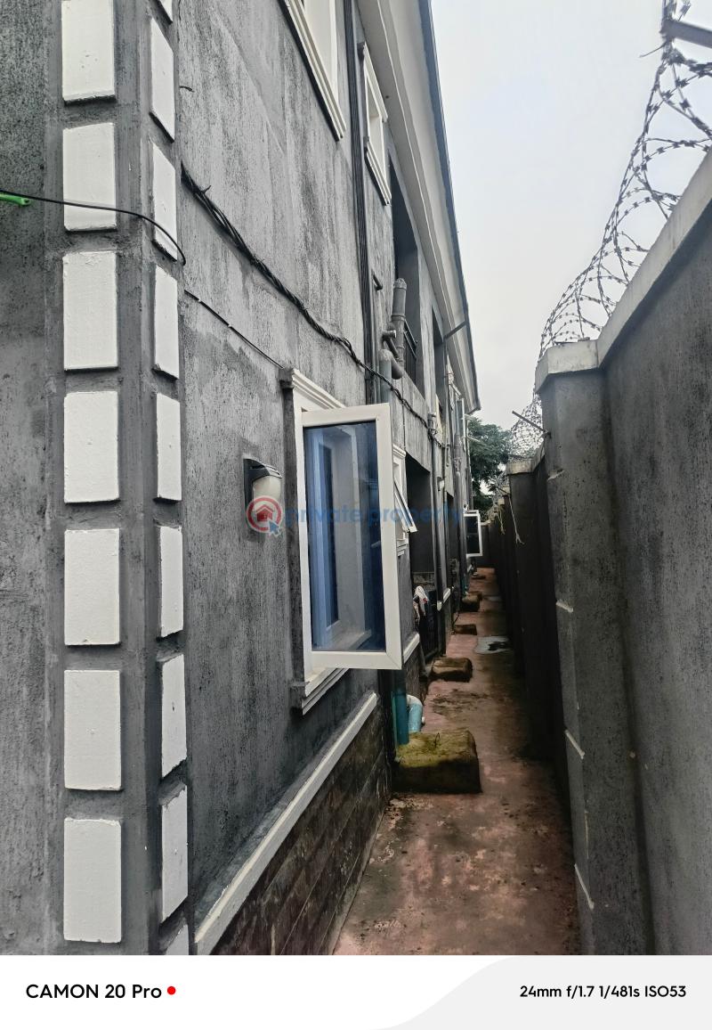 10 bedroom Block Of Flats For Sale Royal Estate Egbeada Owerri Imo - 8