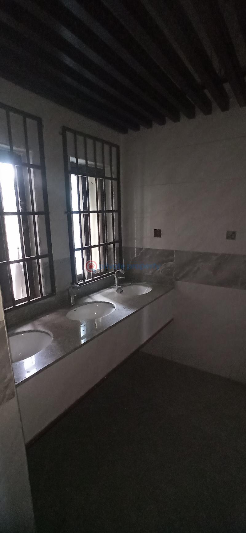 Office For Rent Wuse II Abuja Phase 1  - 11