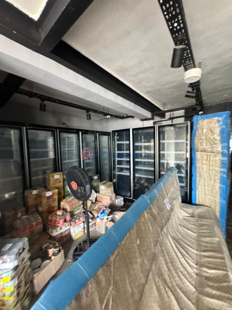 Commercial Property For Rent Victoria Island Lagos - 5