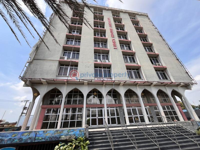 Office For Rent Muritala Mohammed Way Jibowu Yaba Lagos - 2