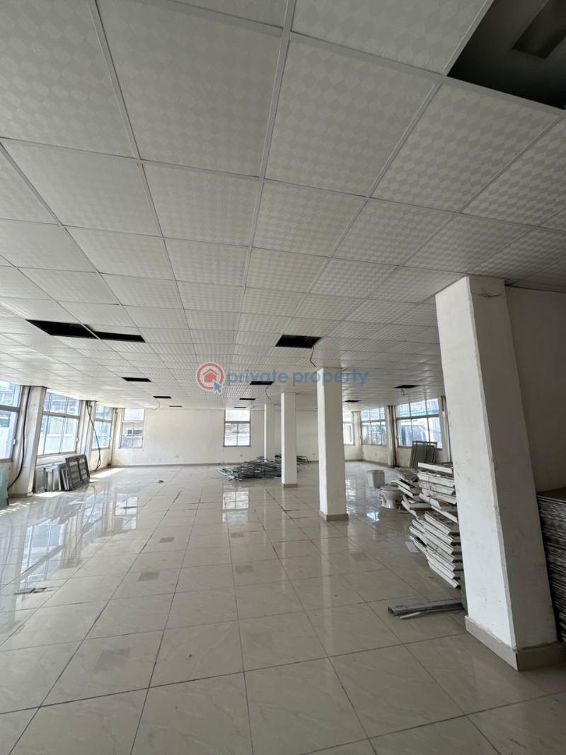 Open plan office space measuring 300sqm - 2 Commercial Property For Rent Victoria Island Lagos - 2