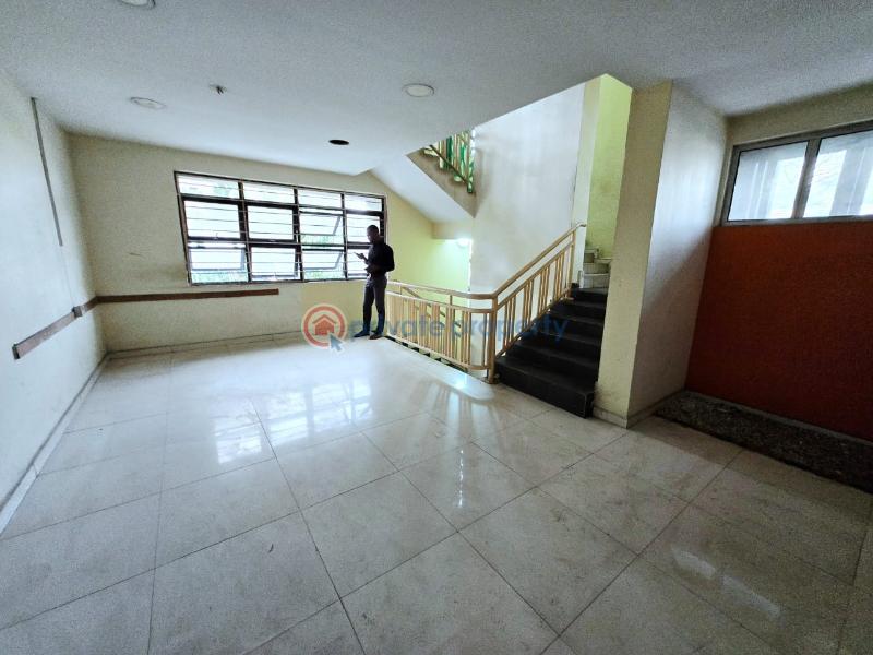 1 bedroom Office For Rent Victoria Island Lagos - 2