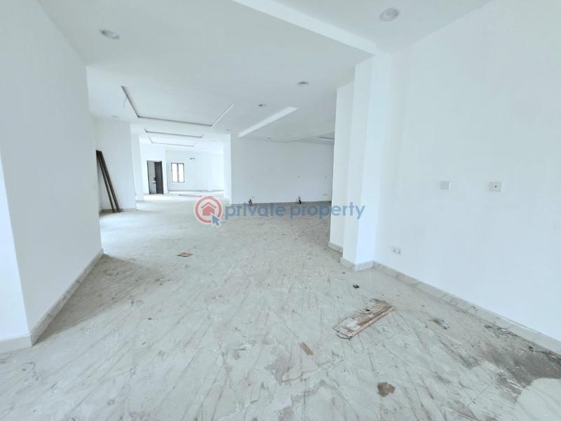 Open space office on ground floor - 9 1 bedroom Office For Rent Chevron Drive Lekki Lagos - 9