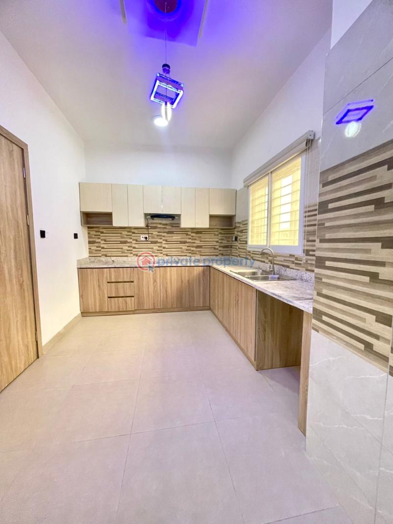 2 bedroom Flat & Apartment For Sale Abraham Adesanya Ajah Lagos - 10